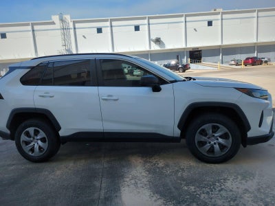 2021 Toyota RAV4 LE FWD (GS)