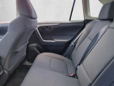 2022 Toyota RAV4 LE FWD (GS)
