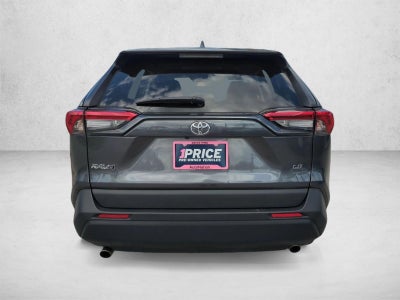 2022 Toyota RAV4 LE FWD (GS)