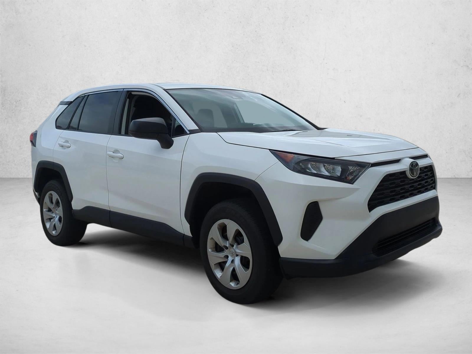 2022 Toyota RAV4 LE FWD (GS)