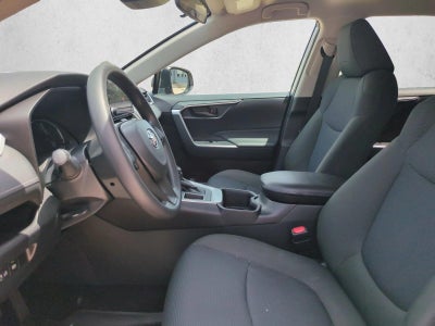 2024 Toyota RAV4 LE FWD (GS)