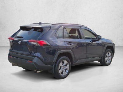 2025 Toyota RAV4 XLE FWD (GS)