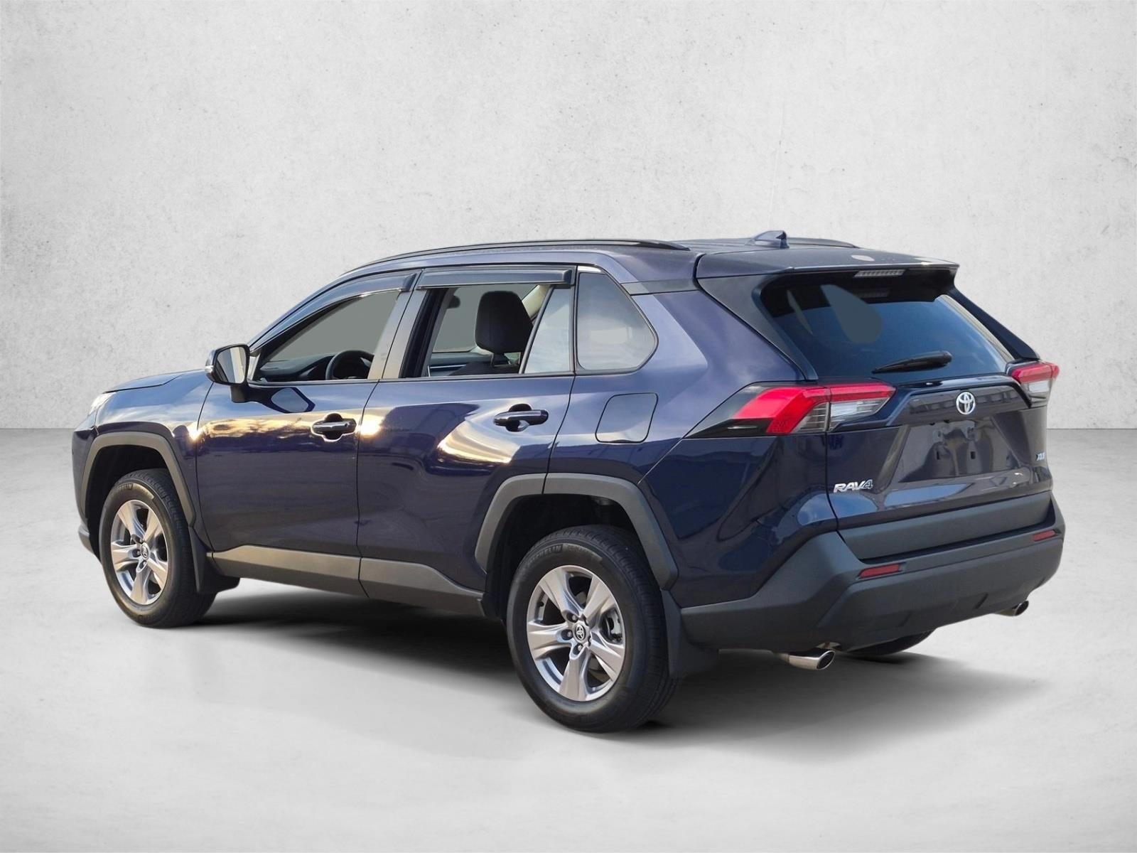 2025 Toyota RAV4 XLE FWD (GS)
