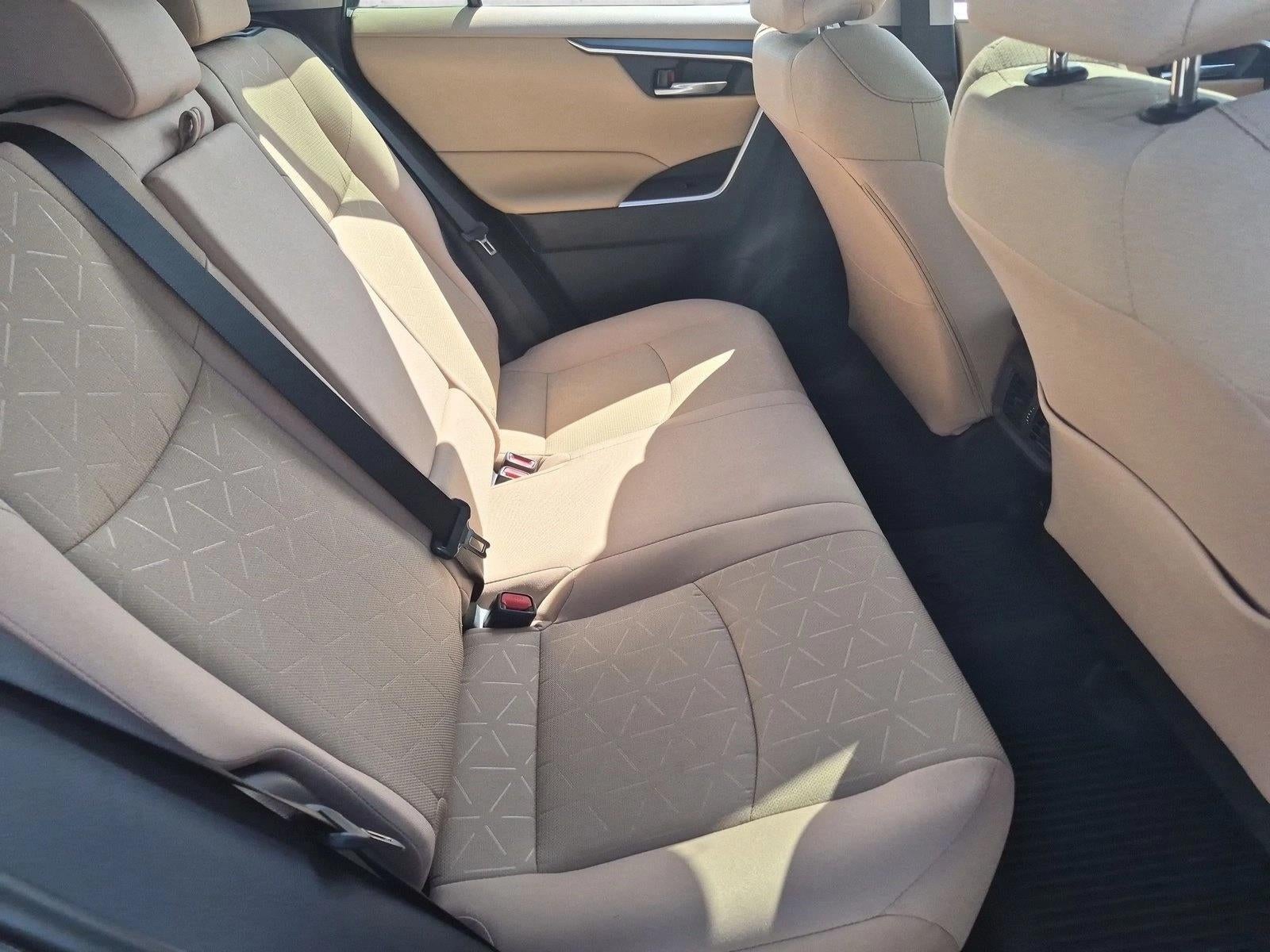 2025 Toyota RAV4 XLE FWD (GS)