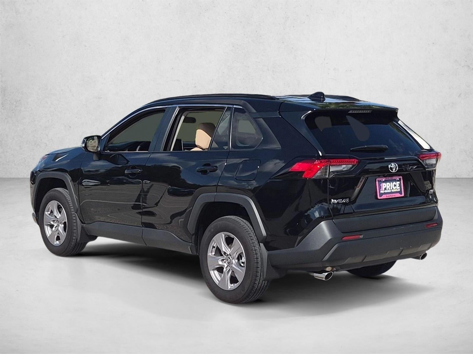 2025 Toyota RAV4 XLE FWD (GS)