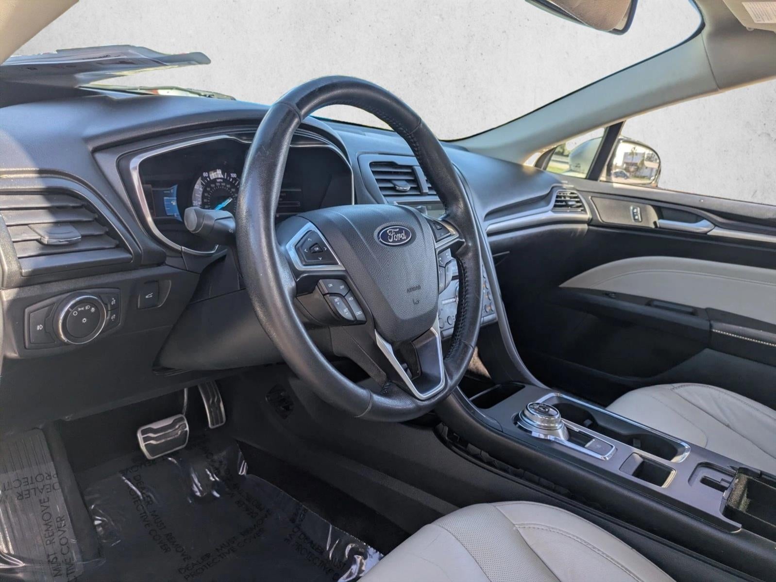 2017 Ford Fusion Titanium FWD