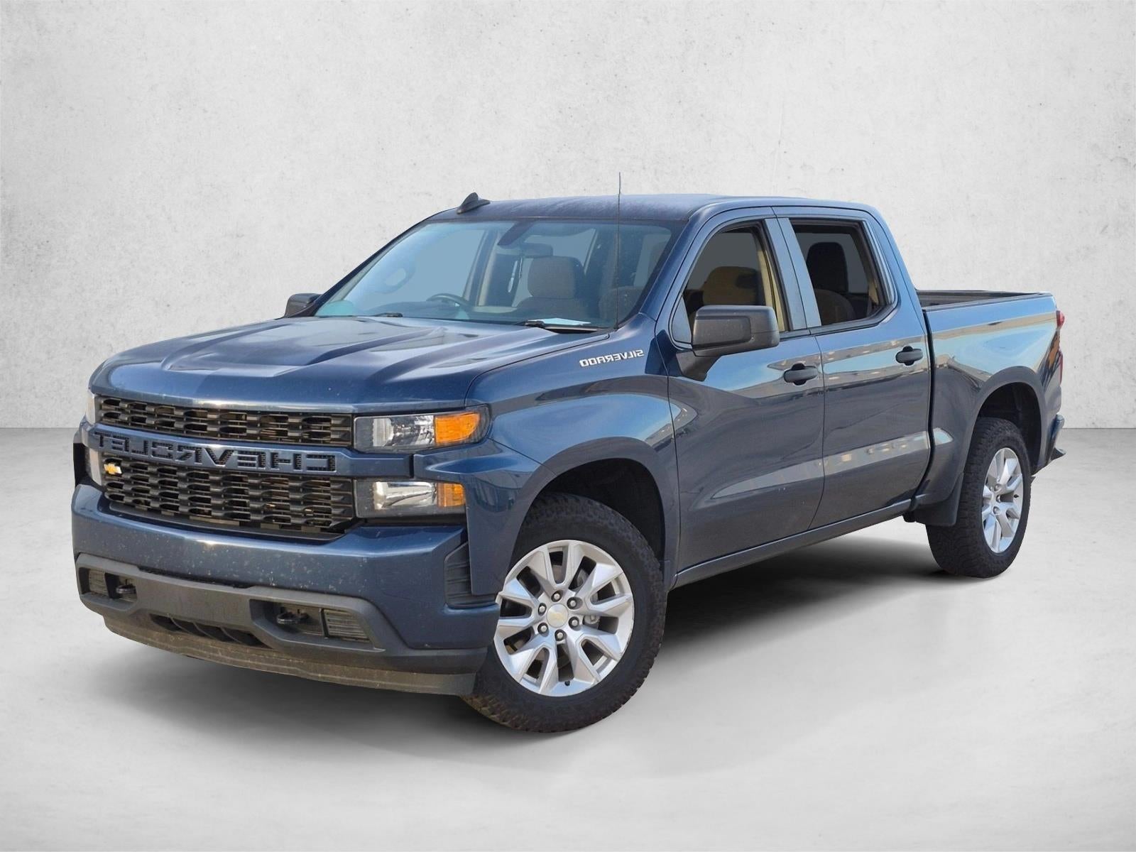 2021 Chevrolet Silverado 1500 Crew Cab Short Box 2-Wheel Drive Custom