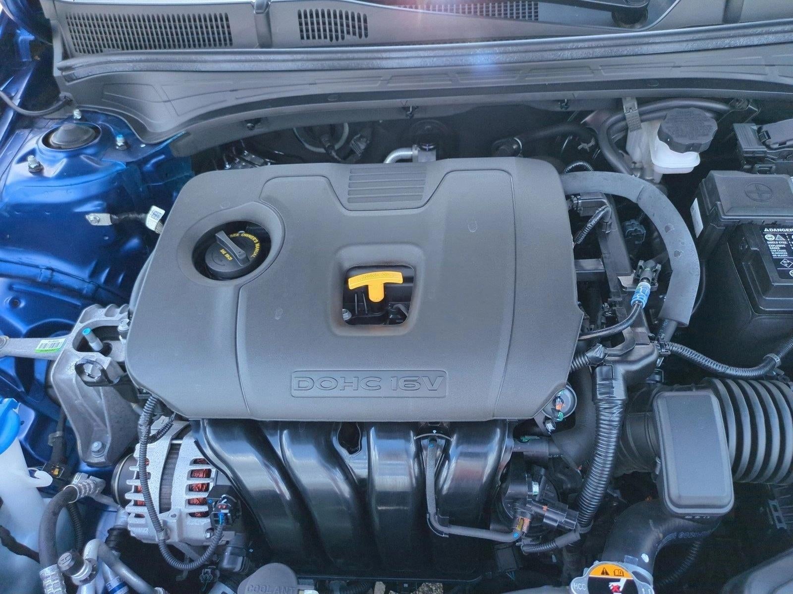 2023 Kia Forte LXS IVT
