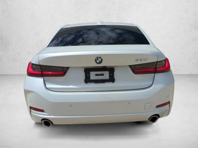 2023 BMW 330i Sedan