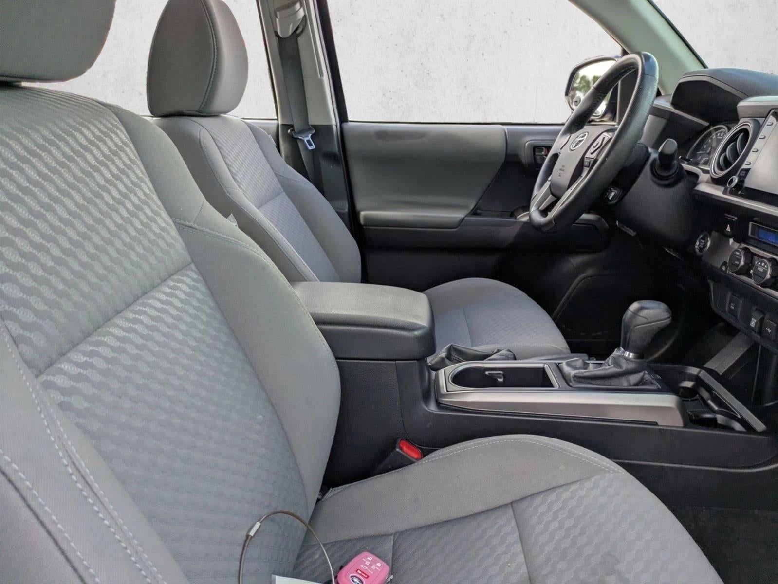 2023 Toyota Tacoma 2WD 2WD SR5 Double Cab 5' Bed V6 AT (GS)