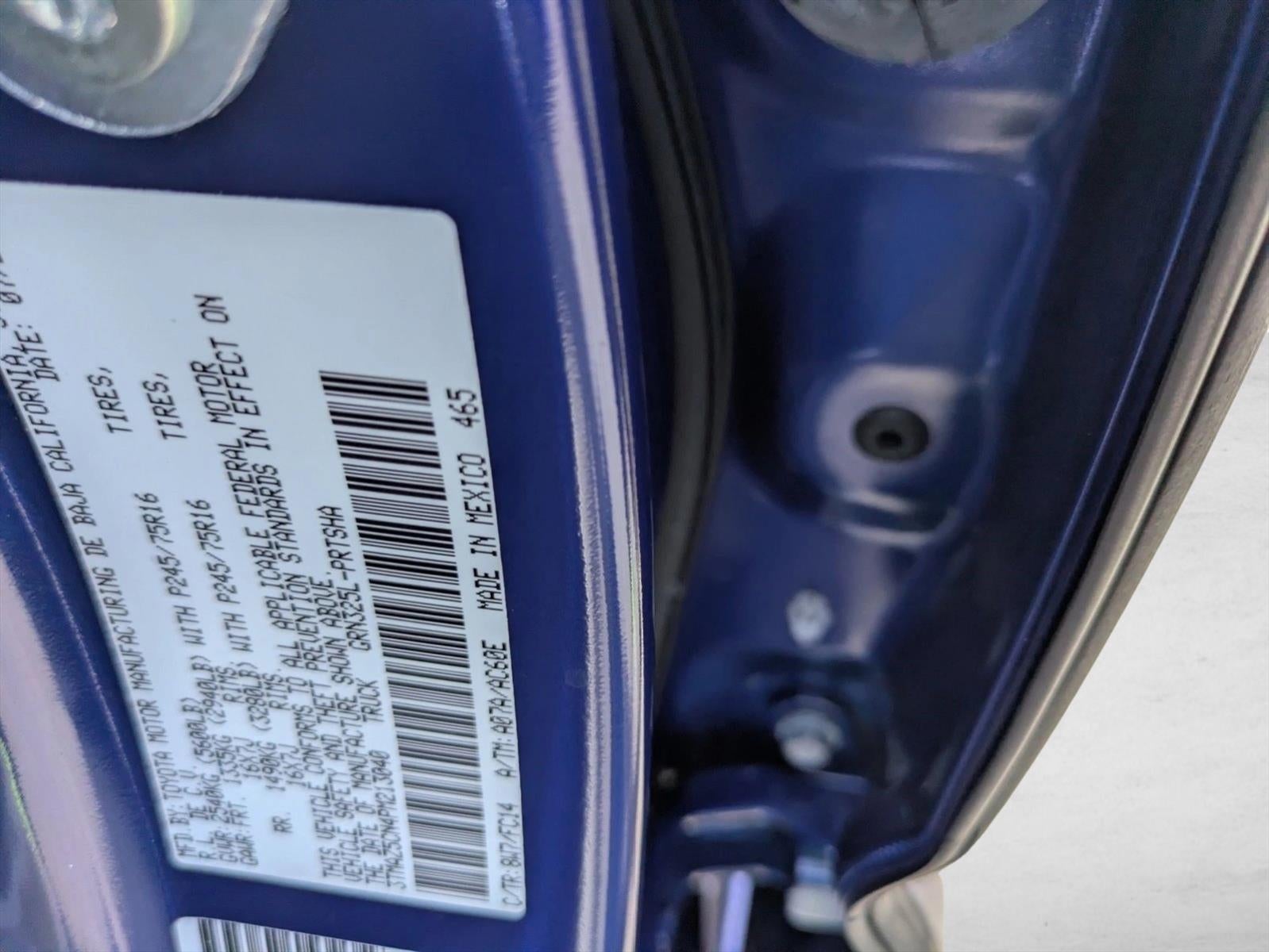 2023 Toyota Tacoma 2WD 2WD SR5 Double Cab 5' Bed V6 AT (GS)