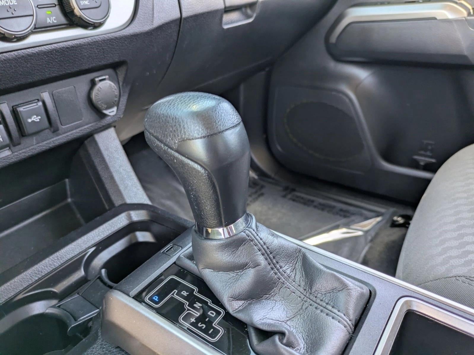 2023 Toyota Tacoma 2WD 2WD SR5 Double Cab 5' Bed V6 AT (GS)