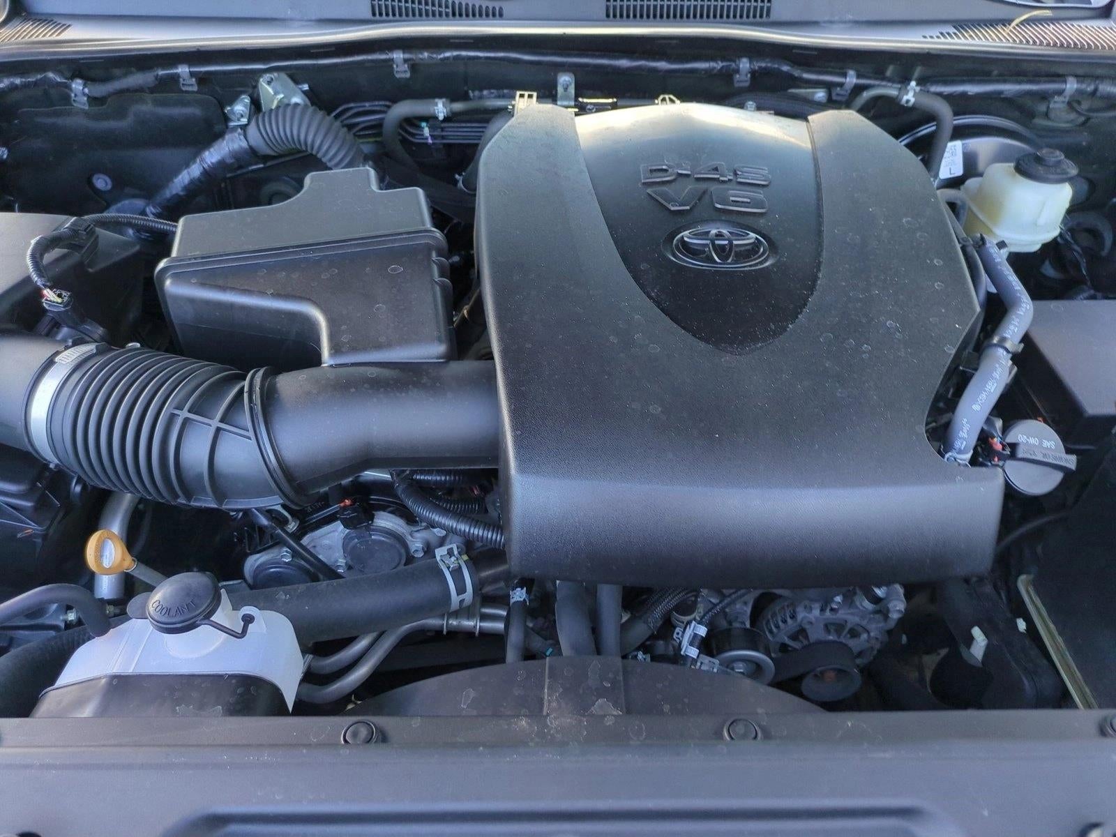 2022 Toyota Tacoma 2WD 2WD SR5 Double Cab 5' Bed V6 AT (GS)