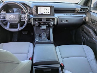 2025 Toyota Tacoma 2WD 2WD SR5 Double Cab 5' Bed AT (SE)
