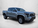2025 Toyota Tacoma 2WD 2WD SR5 Double Cab 5' Bed AT (SE)