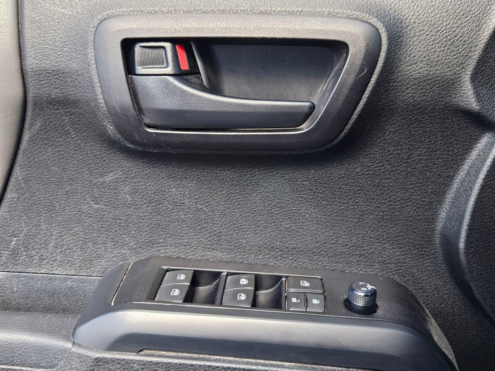 2021 Toyota Tacoma 2WD 2WD SR Double Cab 5' Bed I4 AT (GS)