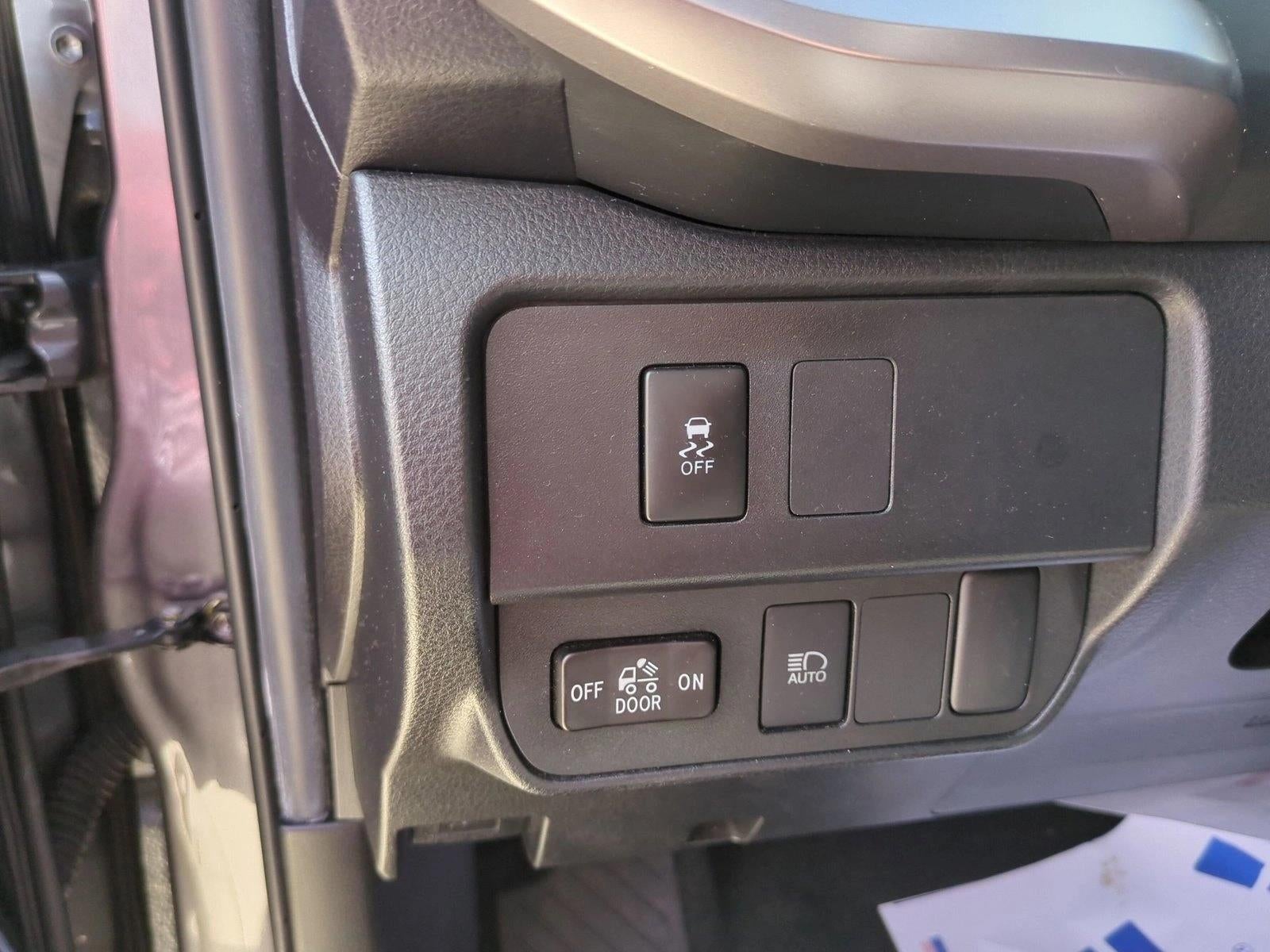 2022 Toyota Tacoma 2WD 2WD SR5 Double Cab 5' Bed V6 AT (GS)