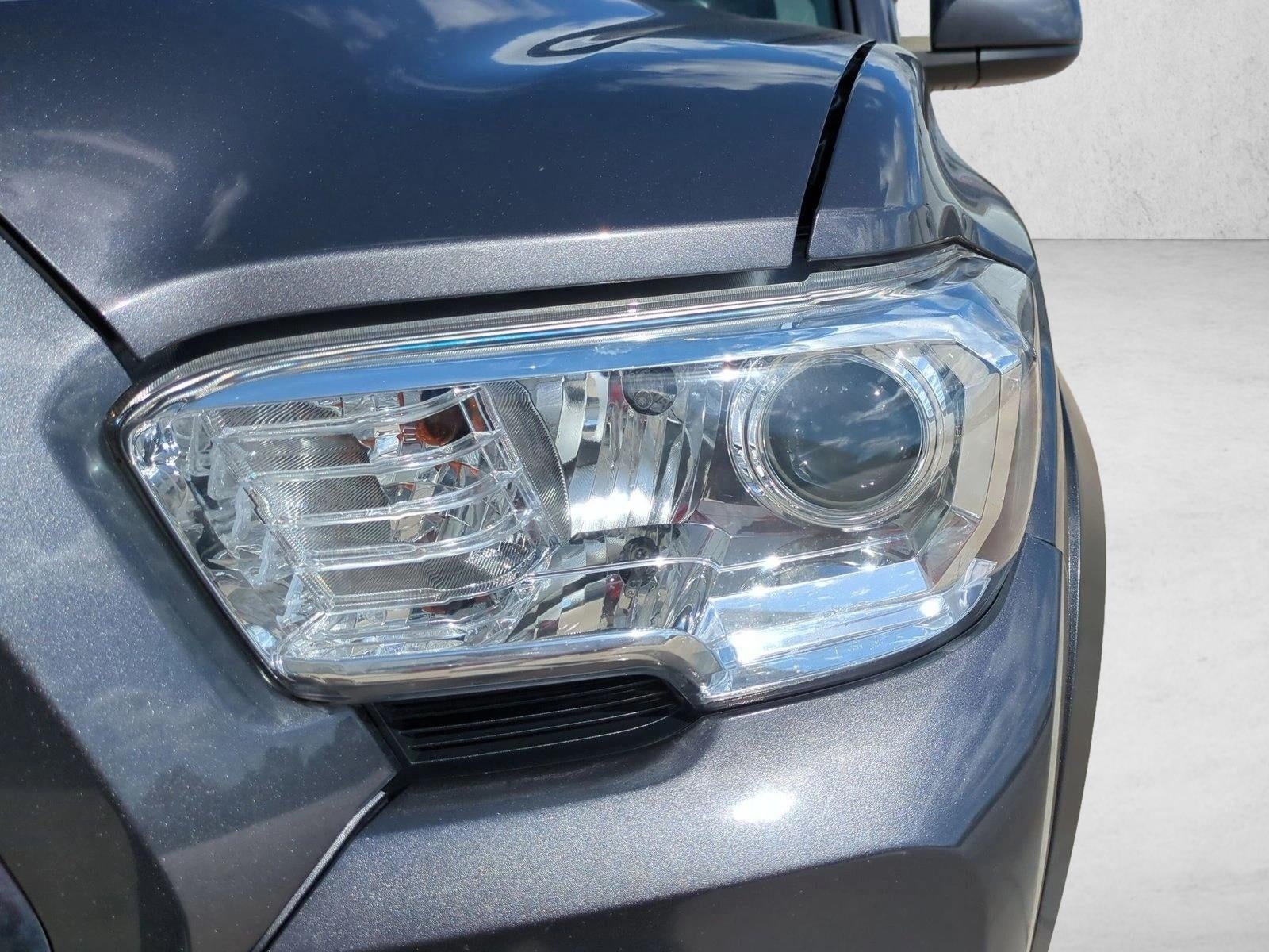 2022 Toyota Tacoma 2WD 2WD SR5 Double Cab 5' Bed V6 AT (GS)