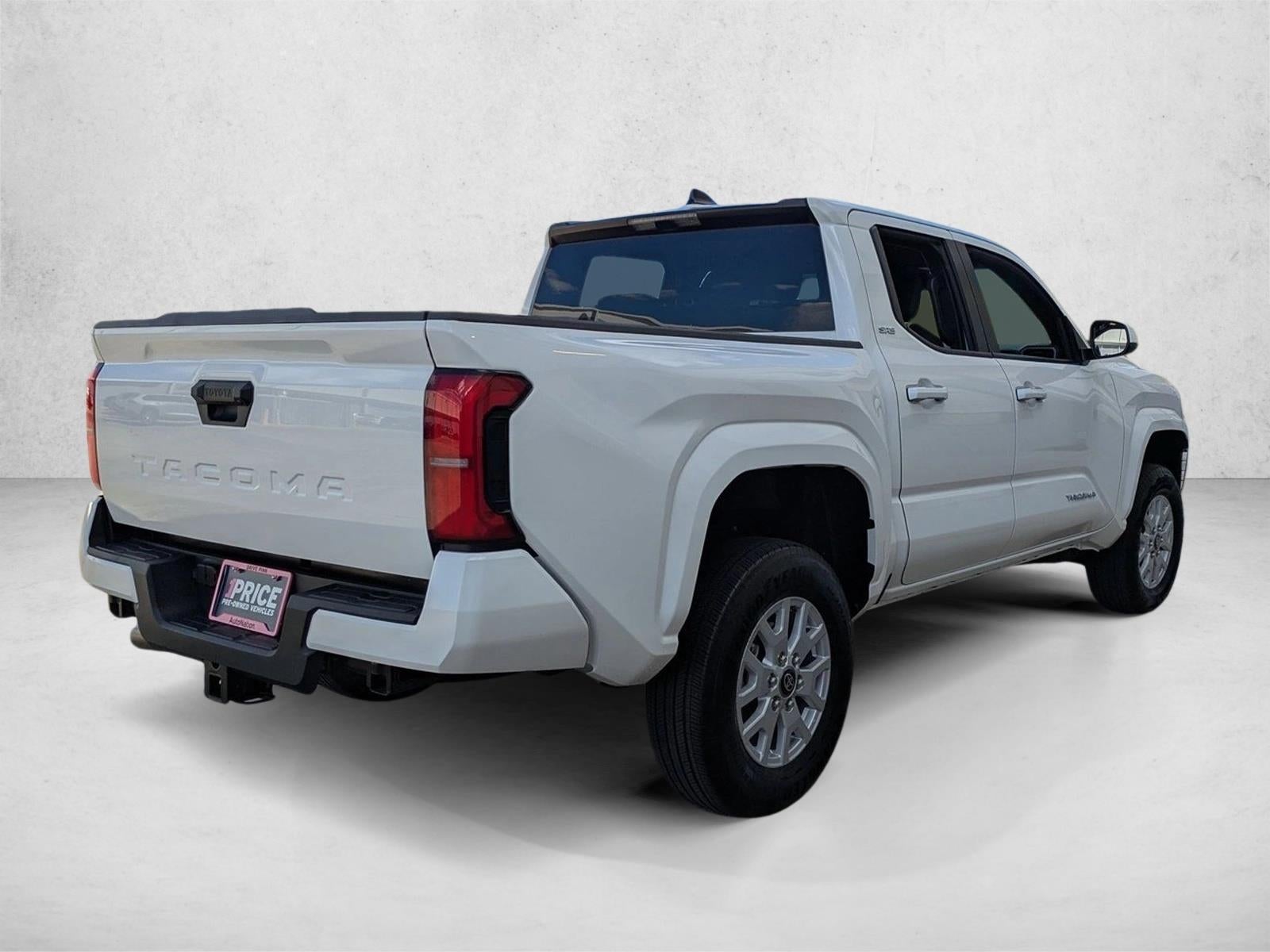 2025 Toyota Tacoma 2WD 2WD SR5 Double Cab 5' Bed AT (SE)