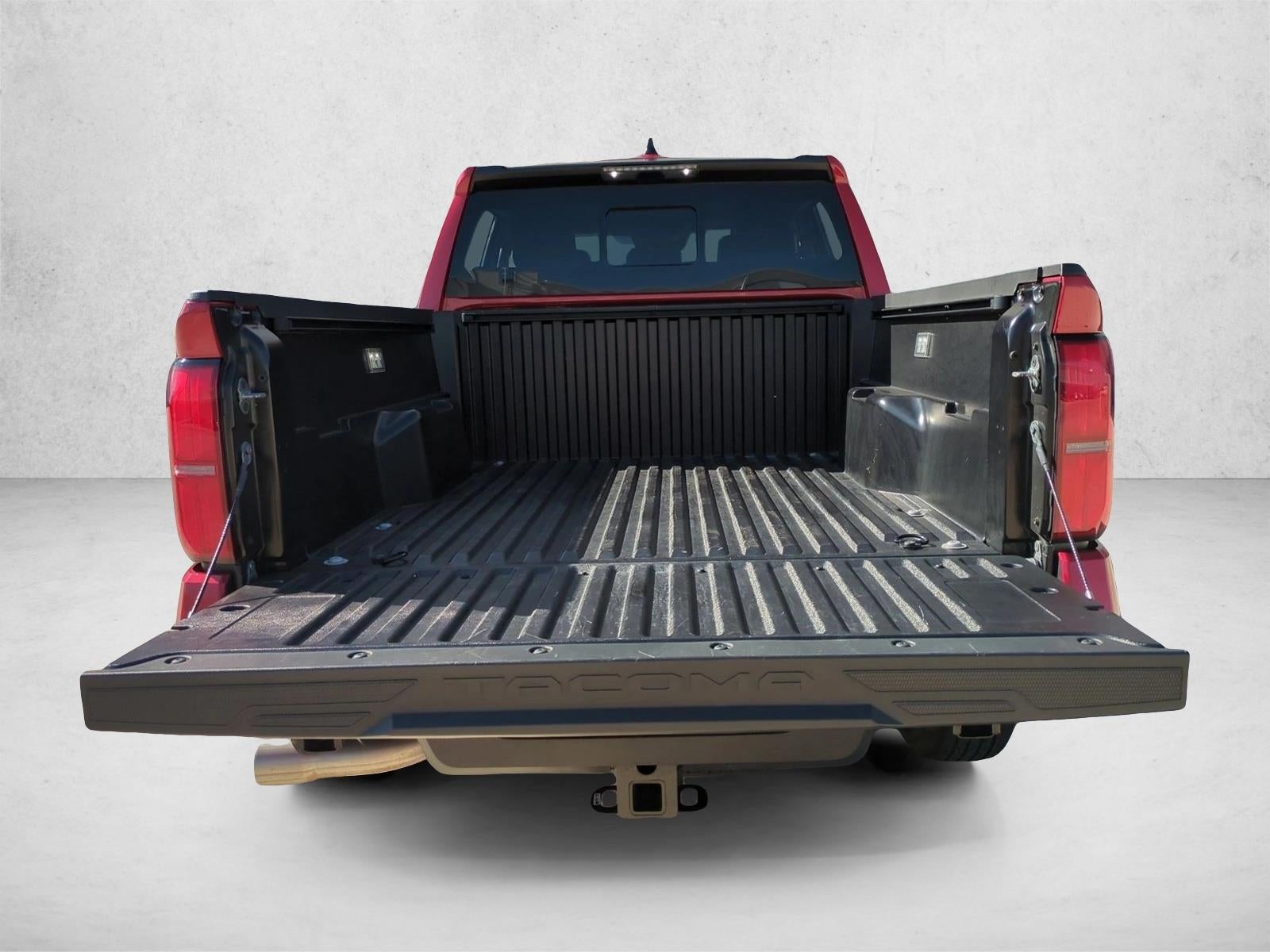 2024 Toyota Tacoma 2WD 2WD SR5 Double Cab 5' Bed AT (SE)