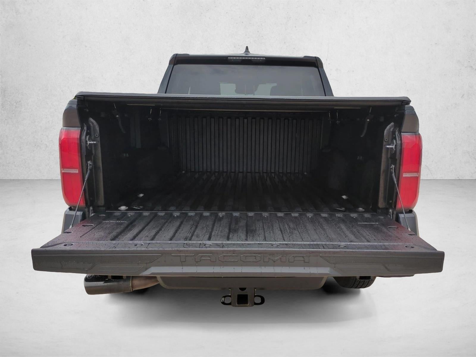2024 Toyota Tacoma 2WD 2WD SR5 Double Cab 5' Bed AT (Natl)