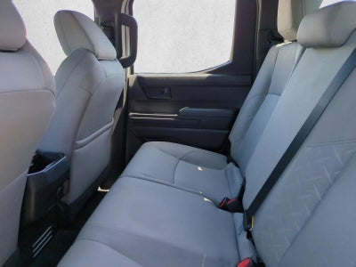 2024 Toyota Tacoma 2WD 2WD SR5 Double Cab 5' Bed AT (SE)