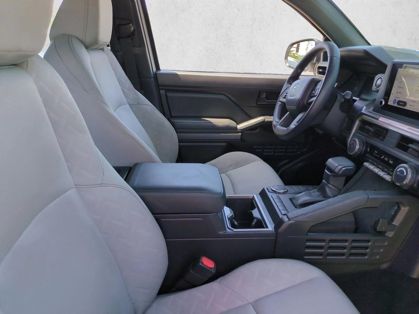 2024 Toyota Tacoma 2WD 2WD SR5 Double Cab 5' Bed AT (SE)
