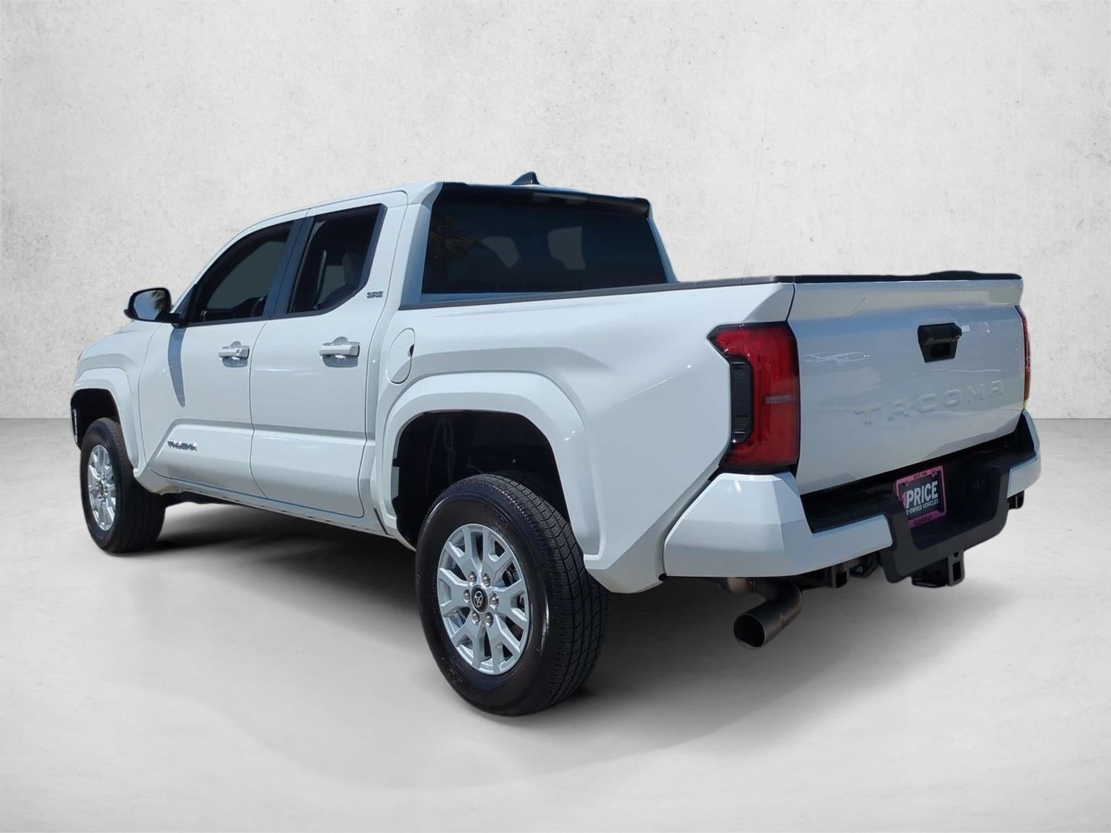 2024 Toyota Tacoma 2WD 2WD SR5 Double Cab 5' Bed AT (SE)