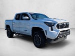 2025 Toyota Tacoma 4WD 4WD TRD Sport Hybrid Double Cab 5' Bed AT (Natl)