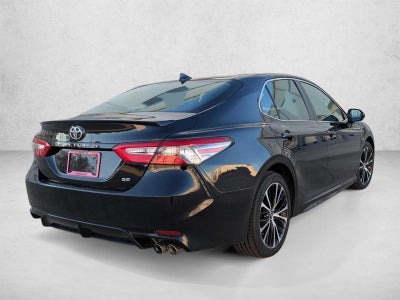 2019 Toyota Camry SE Auto (SE)