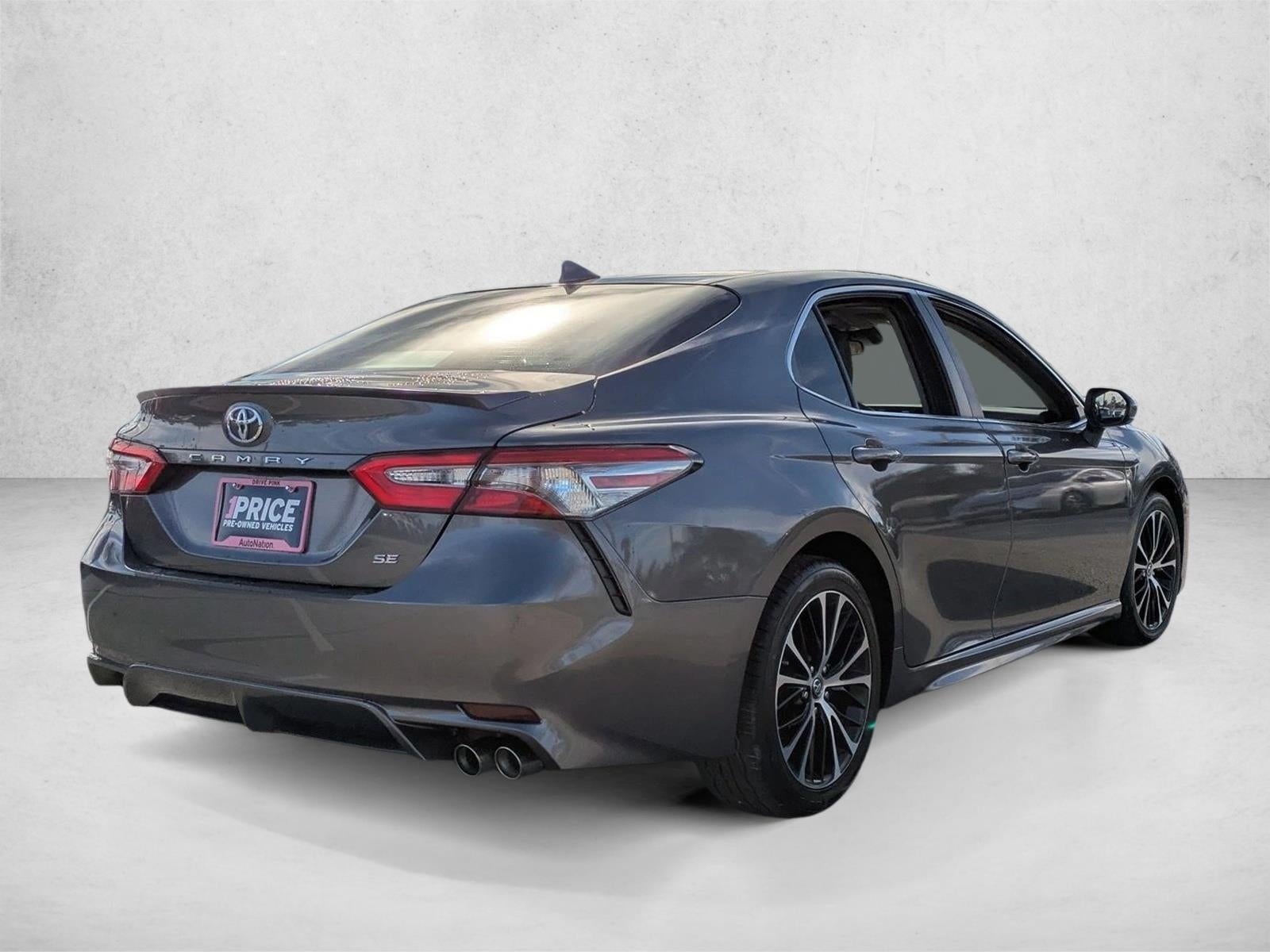 2019 Toyota Camry SE Auto (Natl)