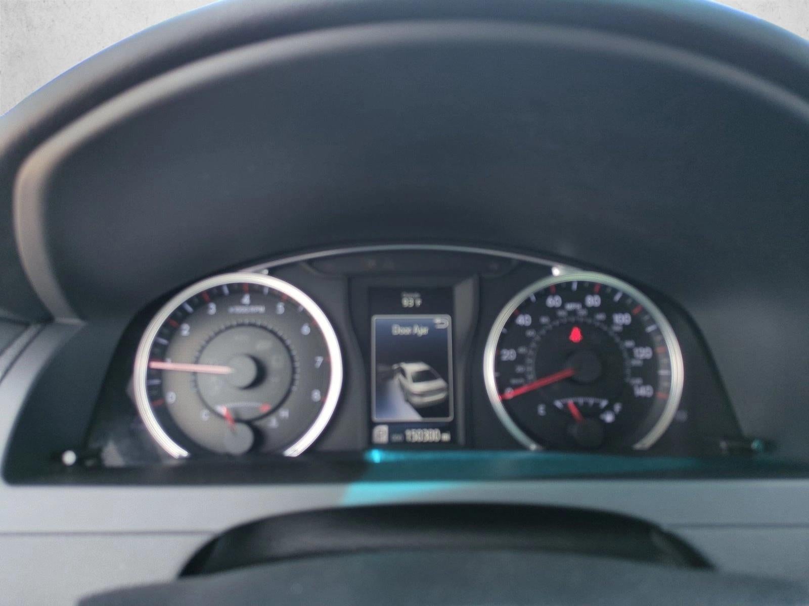 2017 Toyota Camry SE Auto (SE)
