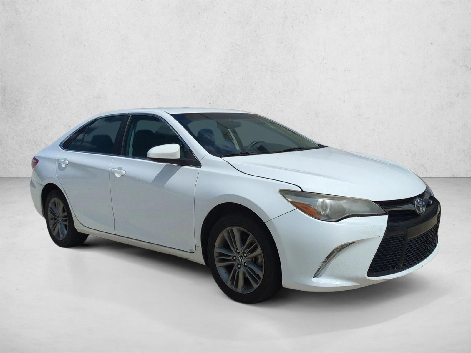 2017 Toyota Camry SE Auto (SE)
