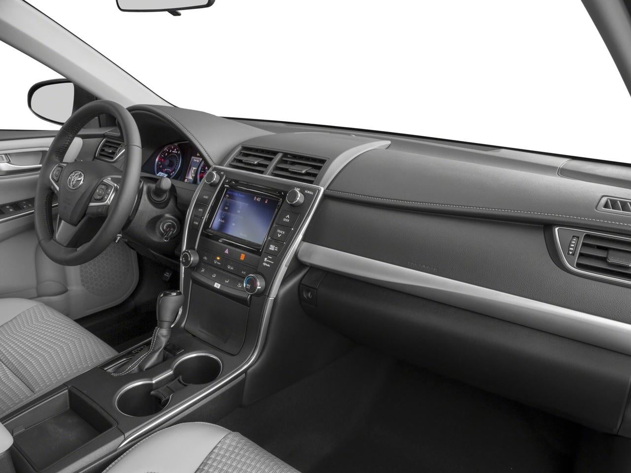 2016 Toyota Camry 4dr Sdn I4 Auto SE (SE)
