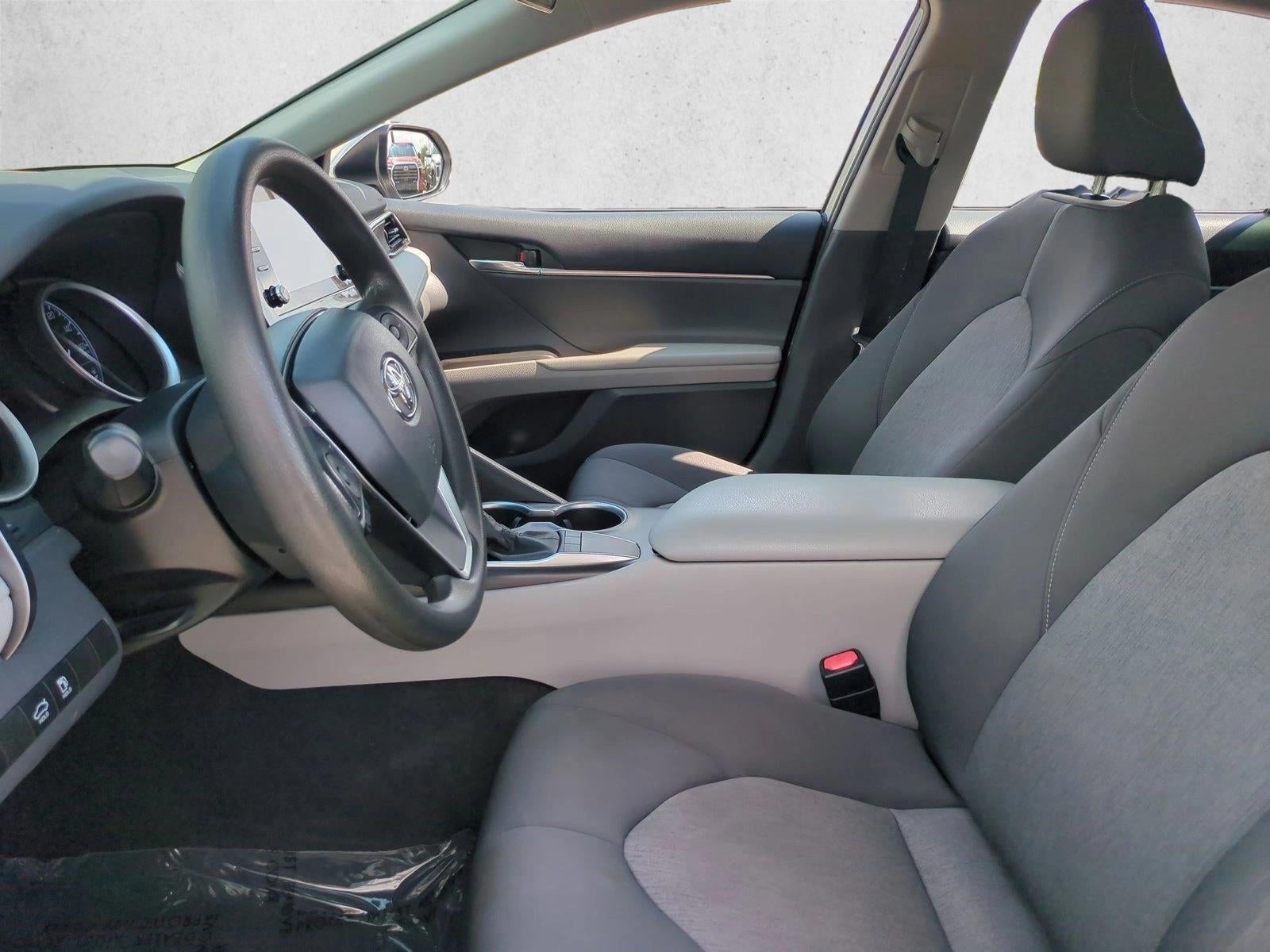2022 Toyota Camry LE Auto (SE)