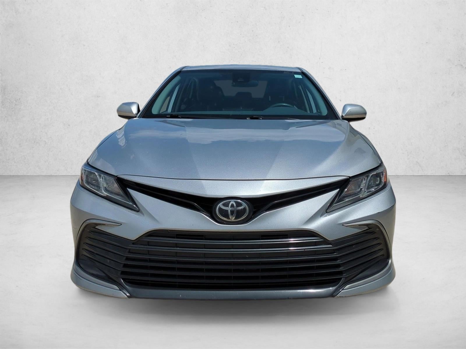 2022 Toyota Camry LE Auto (SE)