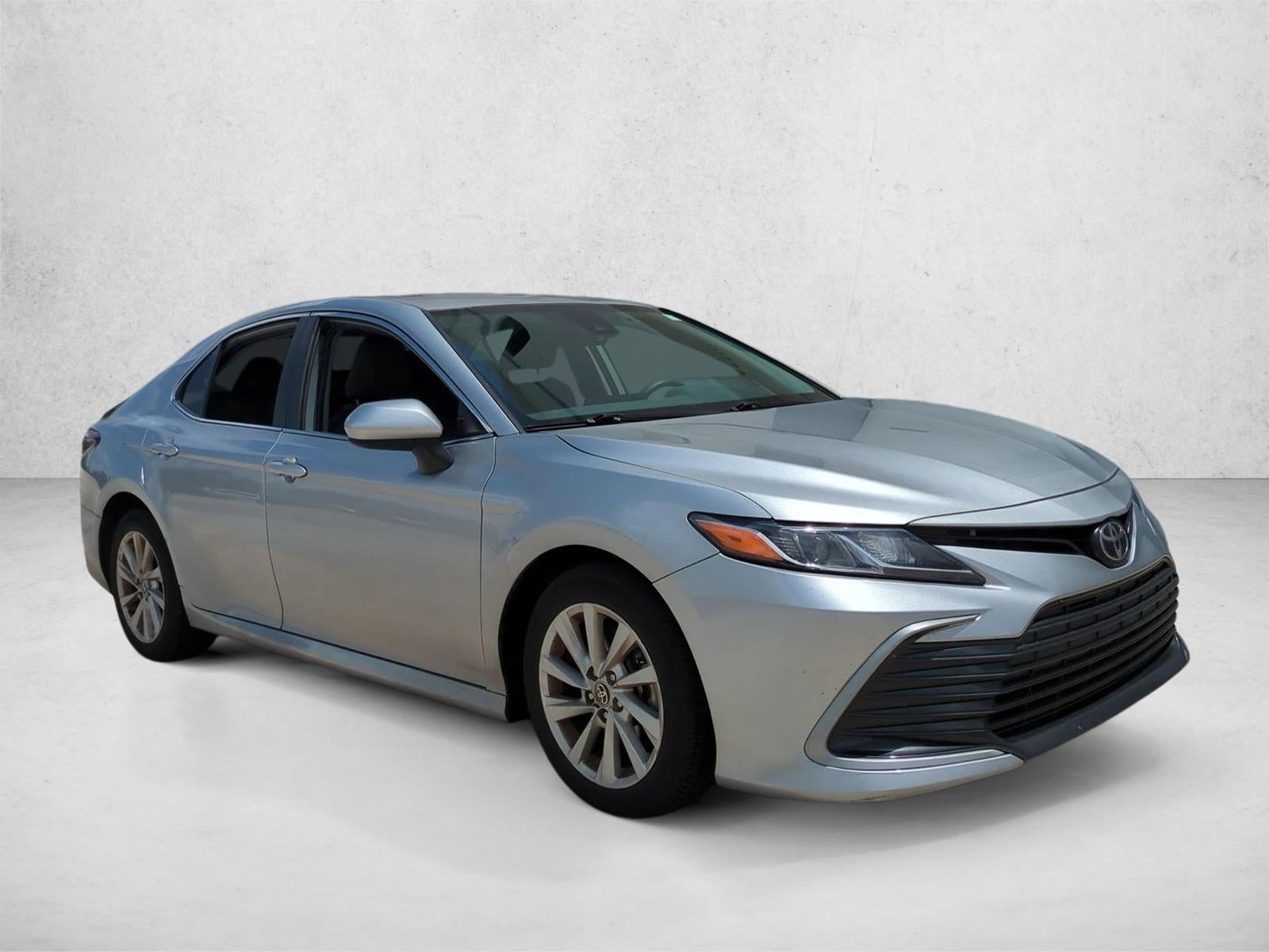 2022 Toyota Camry LE Auto (SE)