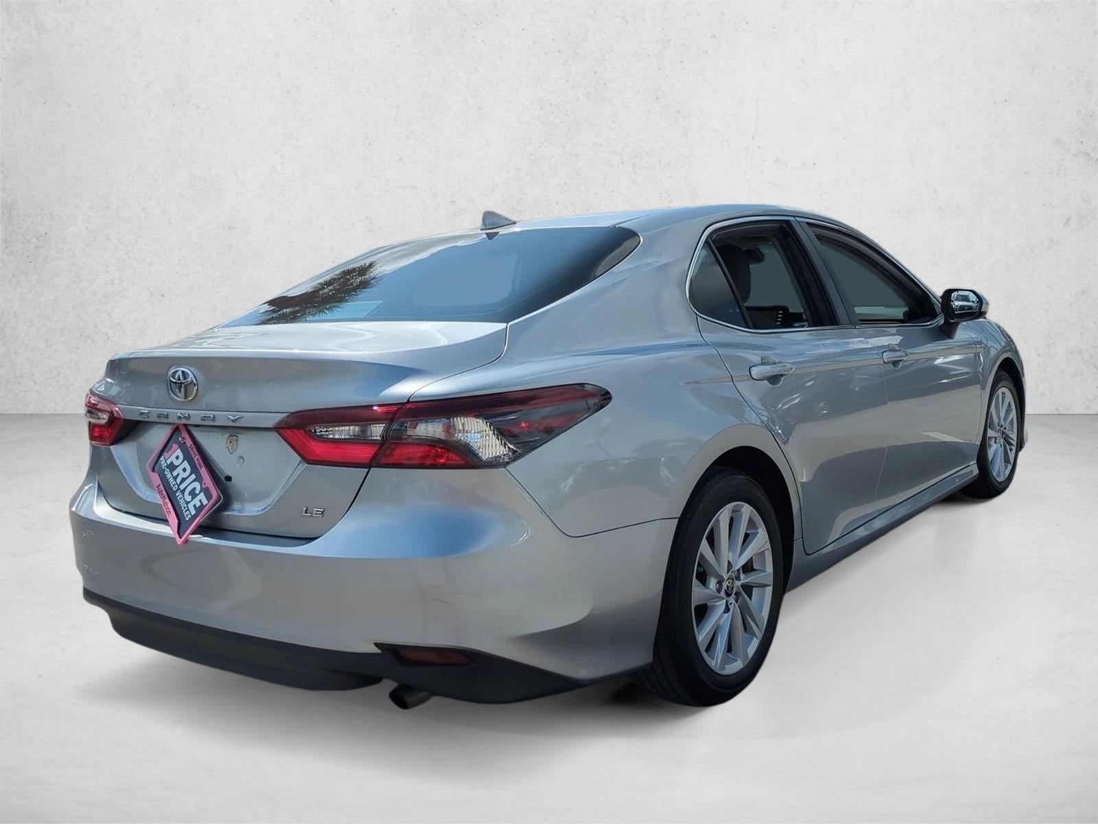 2022 Toyota Camry LE Auto (SE)