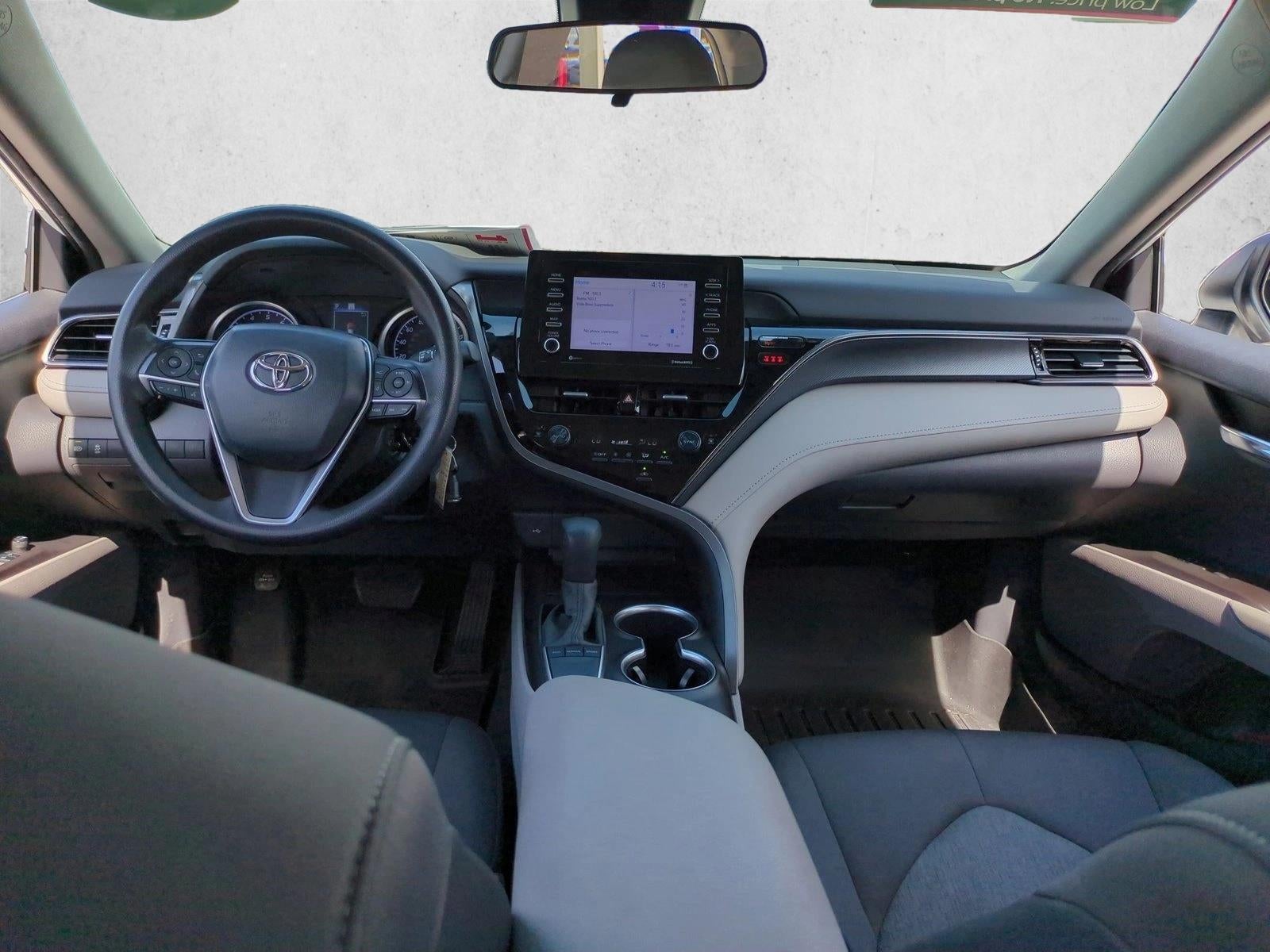 2022 Toyota Camry LE Auto (SE)