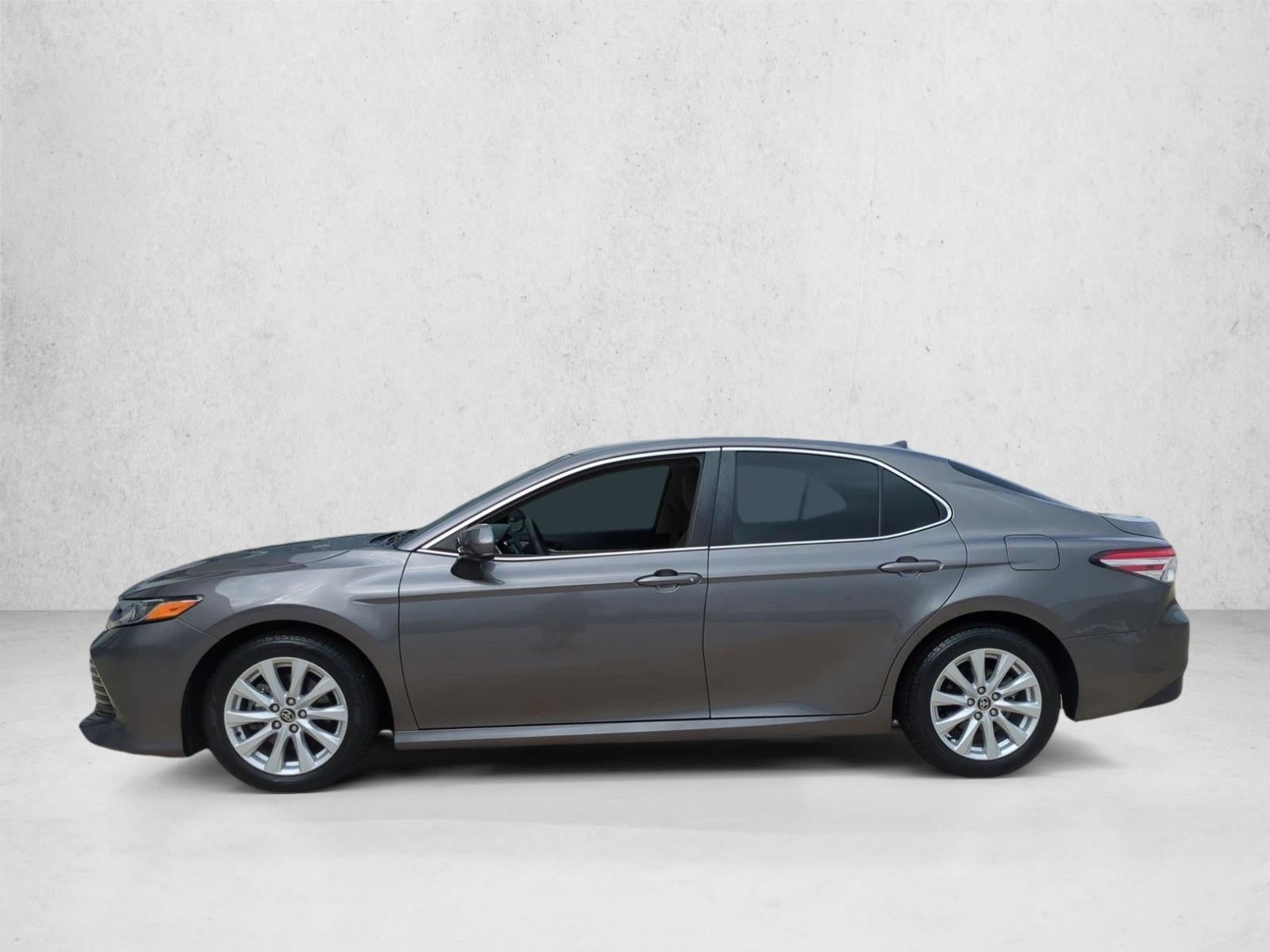 2020 Toyota Camry LE Auto (SE)