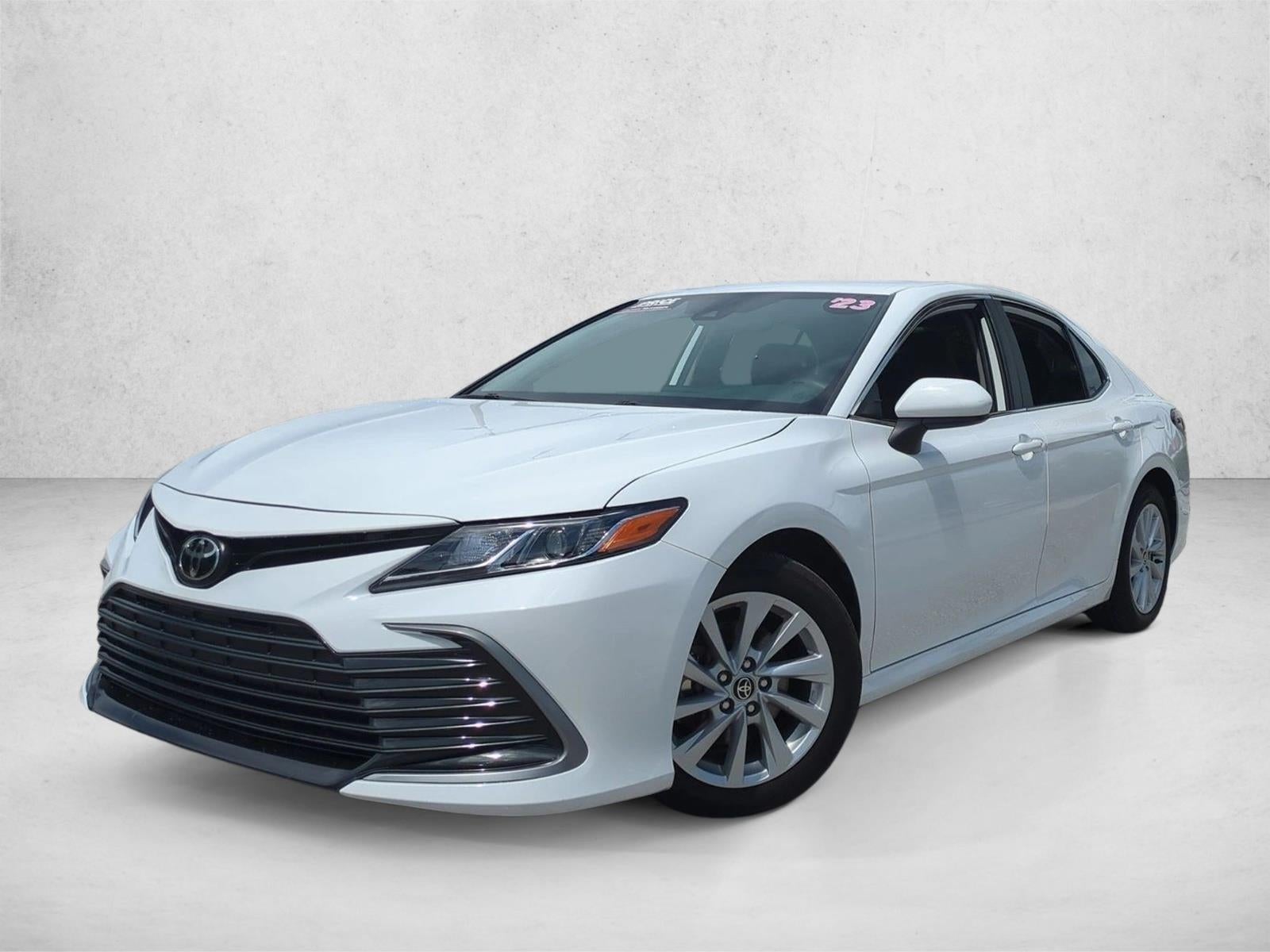 2023 Toyota Camry LE Auto (SE)