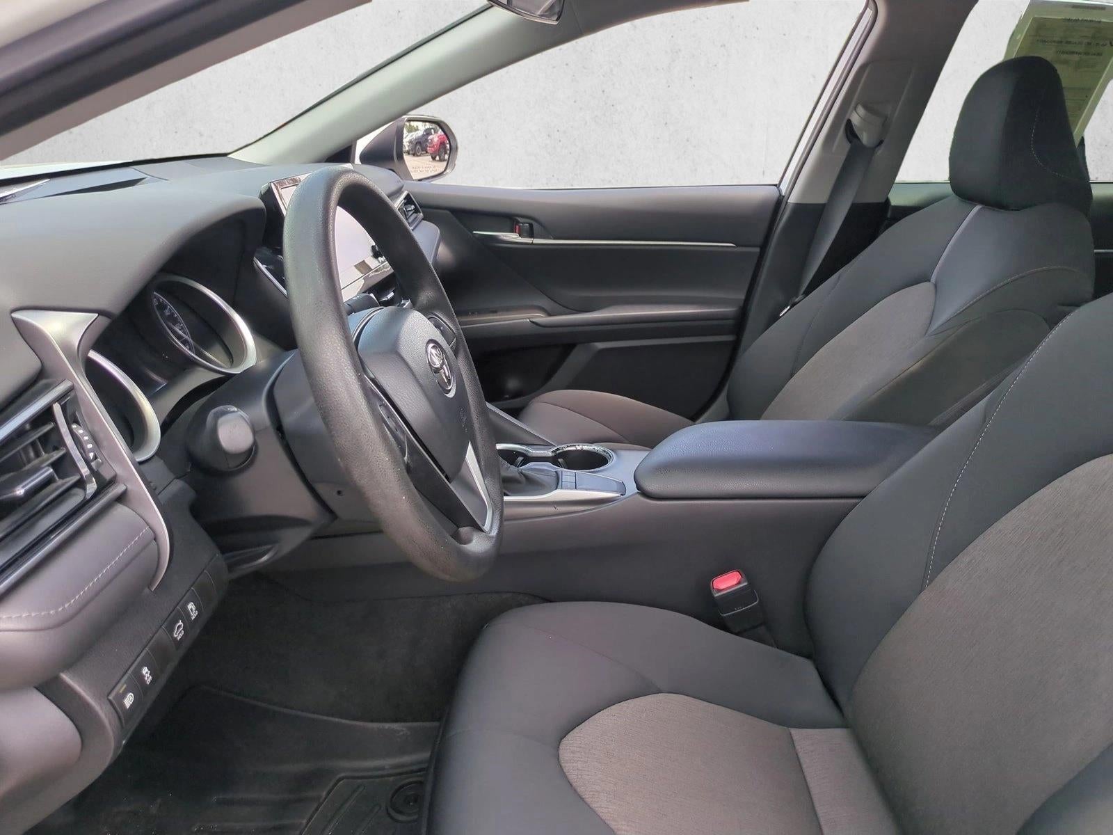 2023 Toyota Camry LE Auto (SE)