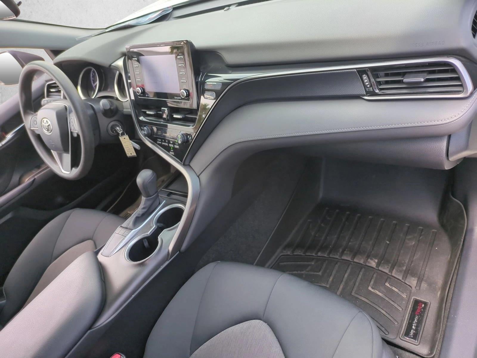 2023 Toyota Camry LE Auto (SE)