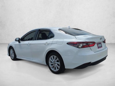2023 Toyota Camry LE Auto (SE)