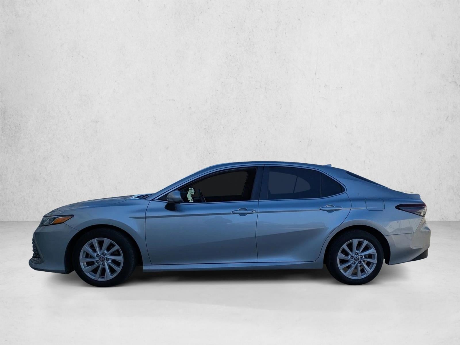 2022 Toyota Camry LE Auto (SE)