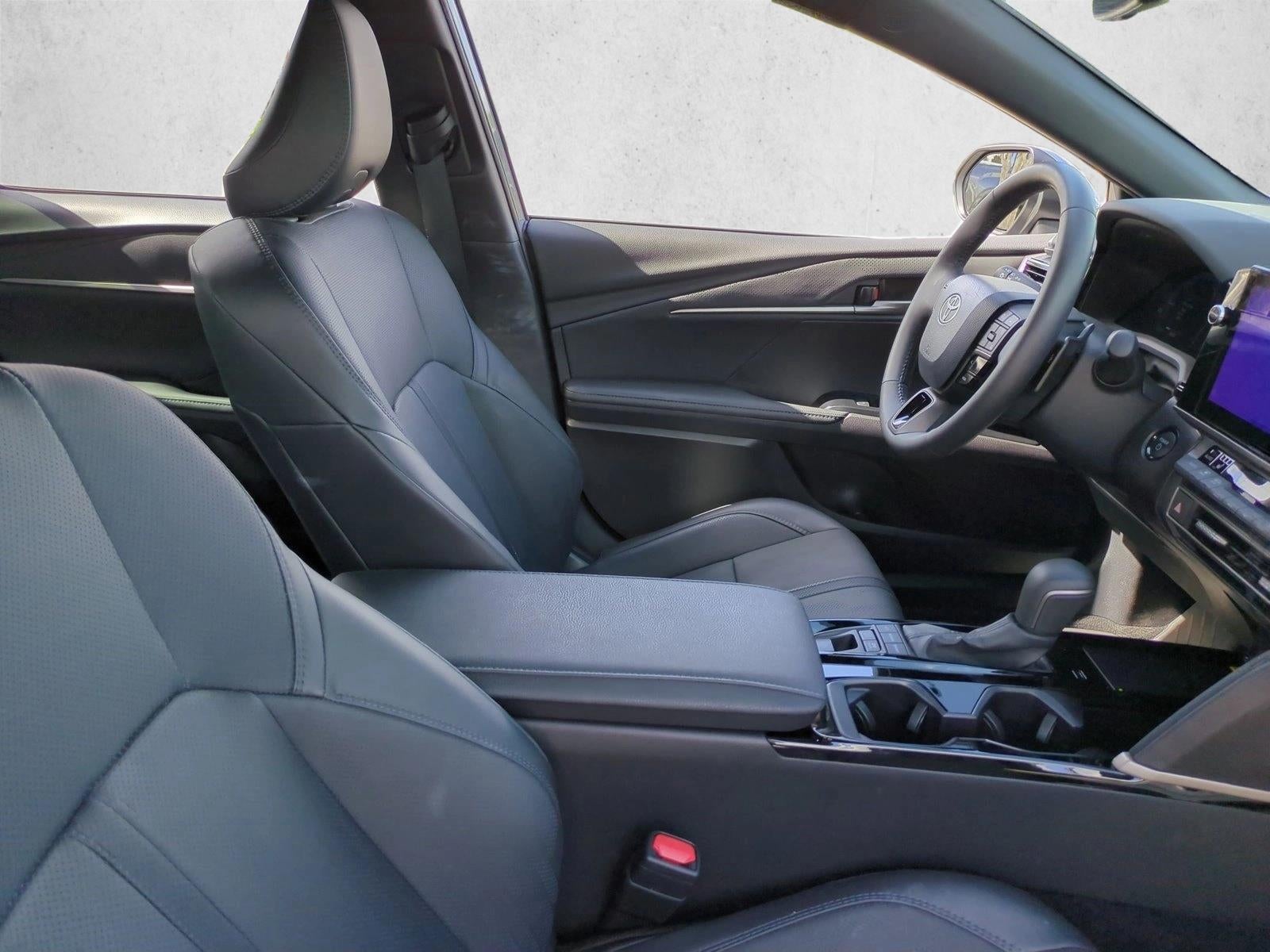 2025 Toyota Camry XSE (Natl)