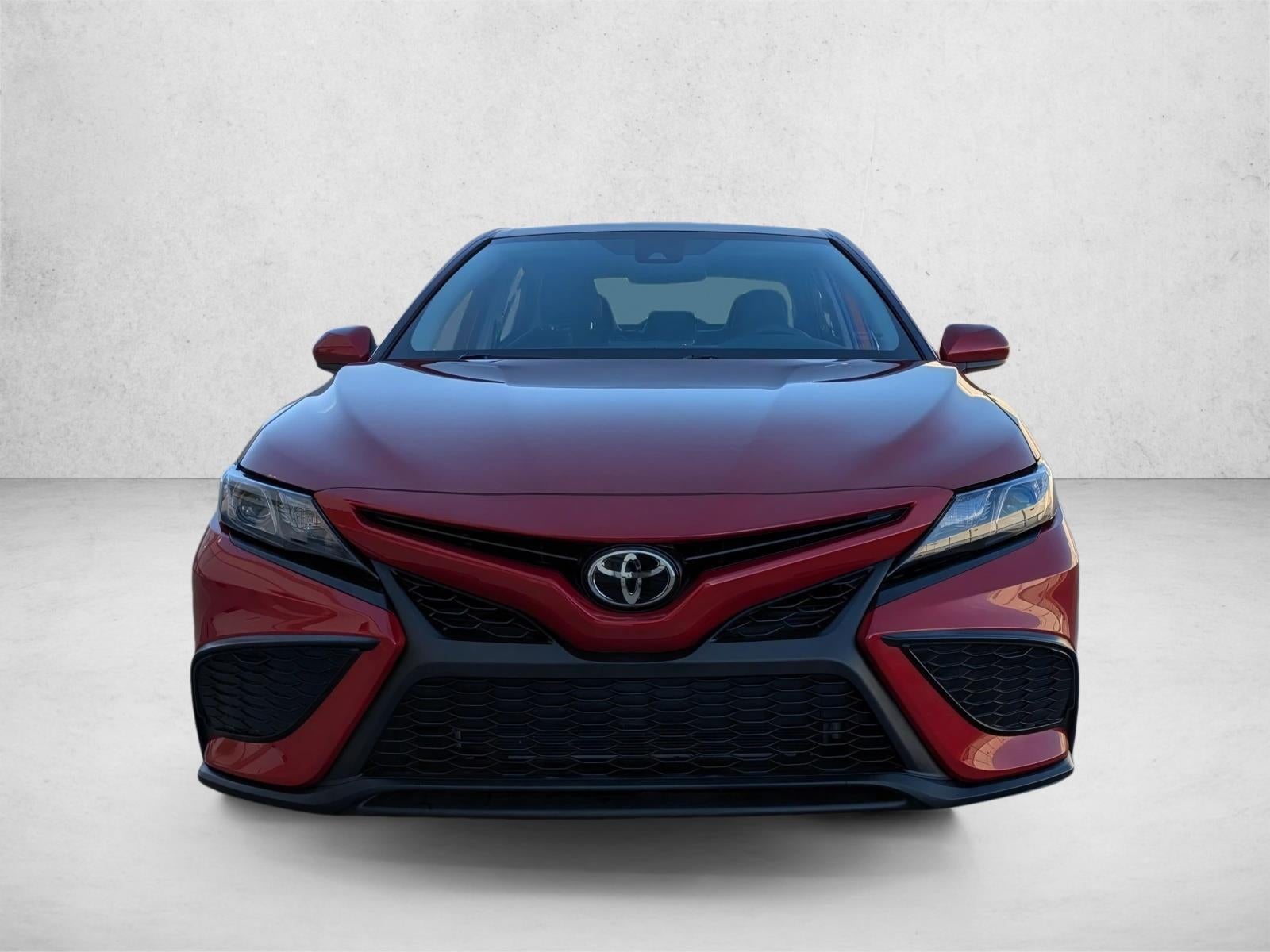 2021 Toyota Camry SE Auto (SE)
