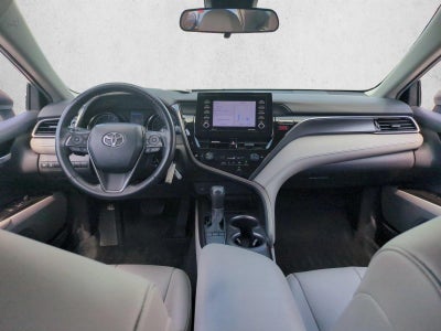 2023 Toyota Camry SE Auto (SE)
