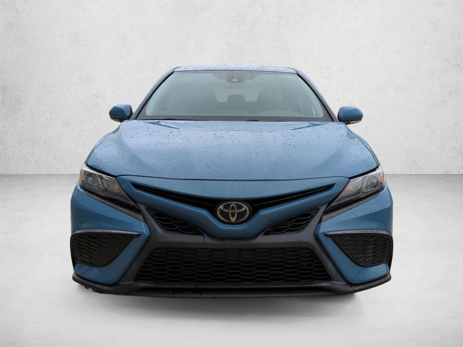 2023 Toyota Camry SE Auto (SE)