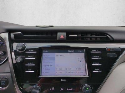 2020 Toyota Camry SE Auto (SE)